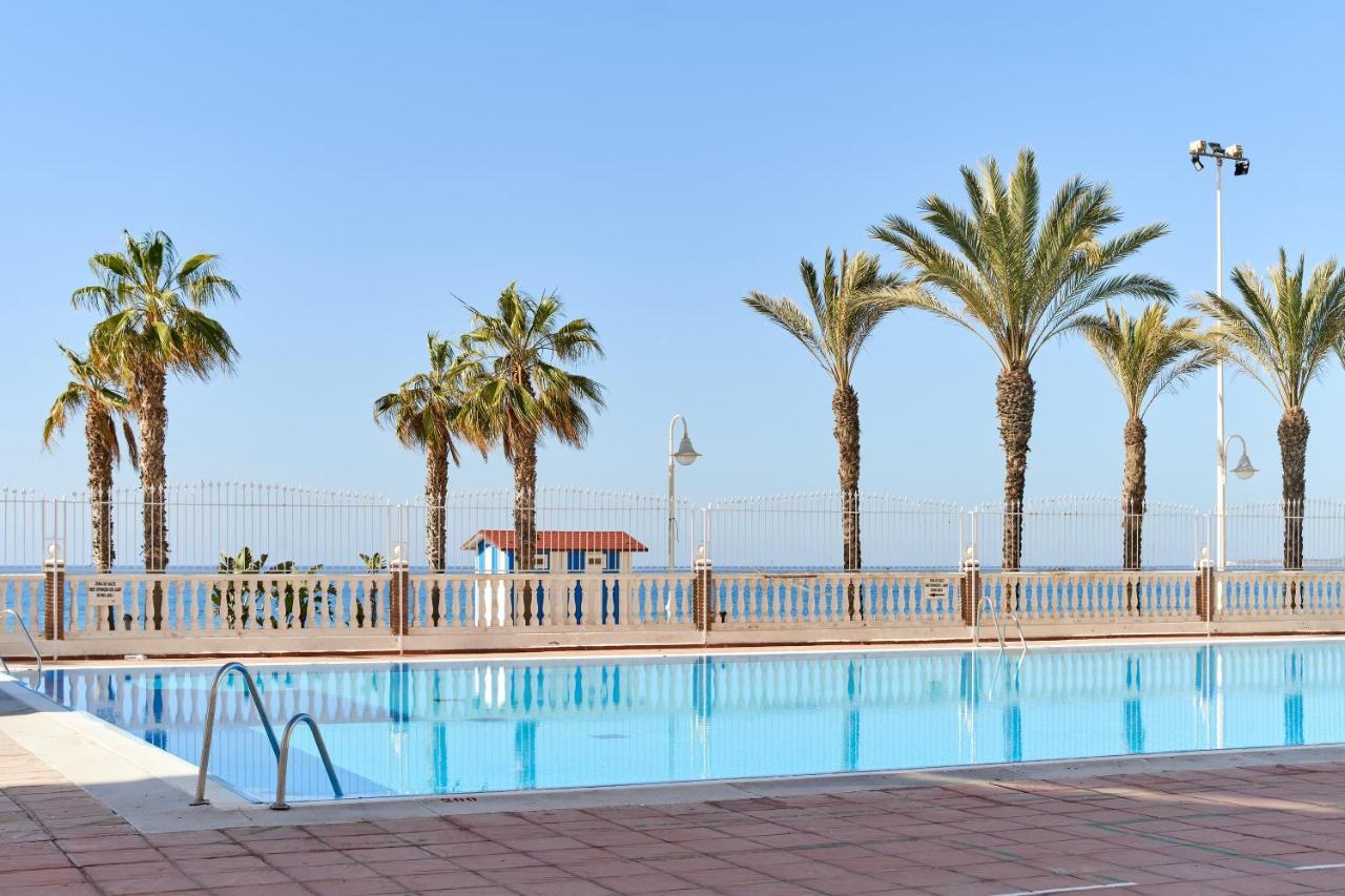 Apartment In Algarrobo Costa Bagian luar foto