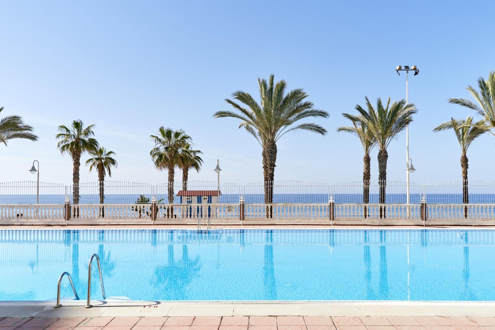 Apartment In Algarrobo Costa Bagian luar foto